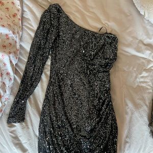 One shoulder sequin dress